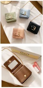 Mini PU lederen crossbody tas met metalen gesp ketting, leuke casual schoudertas voor dames.