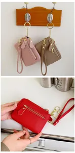 Kleine elegante Leder-Brieftasche mit Schlüsselring und praktischer Handschlaufe