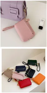Detailansicht Damen PU Leder Geldbörse mit Handschlaufe und passender Handtasche, bunte Farben.
