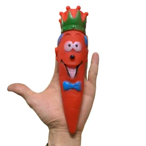 TPR carrot pet toy detail shot, funny crown design, durable chew toy for dogs interactive play.