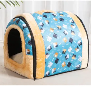 Letto tenda chiuso per animali domestici con motivo gatto e bordo in peluche caldo.