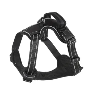 Gilet harnais pour chien noir avec bandes réfléchissantes, maille respirante et anneau en D.