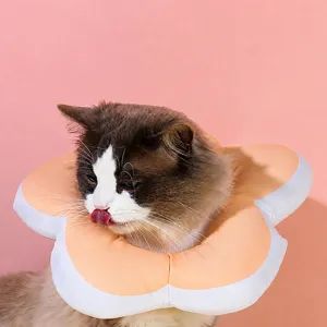 Cute flower pet Elizabethan collar, soft cone for cats, anti-licking postoperative guard.