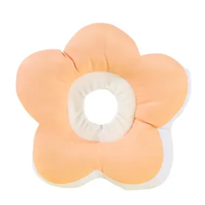 Cute flower pet Elizabethan collar for cats and dogs anti-licking soft recovery cone.