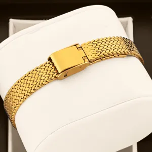 Goldenes geflochtenes Mesh Uhrenarmband für Damen Luxus Armbanduhr Detailansicht stilvolles