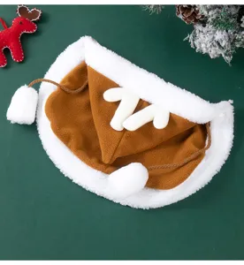 Cute Christmas pet cloak for cats and dogs, winter warm fleece cape with adorable reindeer horns.
