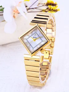 Goldene quadratische Damenuhr mit römischen Ziffern und Metall-Stretcharmband, elegant.