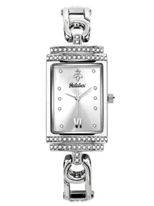 Silver quartz wristwatch for women, elegant square dial with sparkling rhinestones and chain strap.