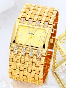 Reloj de mujer de lujo esfera cuadrada dorada correa de diamantes de imitacion de cuarzo