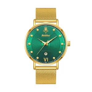 Reloj de cuarzo dorado para mujer con esfera verde y correa de malla imagen principal