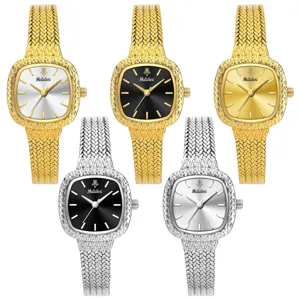 Detailansicht luxuriöser Damen Quarzuhren mit geflochtenem Armband und eleganten Zifferblättern.