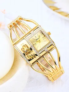 Reloj de cuarzo para mujer Yalalusi chapado en oro con esfera cuadrada de estrás y pulsera de jaula