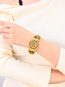Elegante reloj de cuarzo para mujer con esfera de estrás y bonita correa de serpiente.