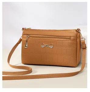 Borsa a tracolla da donna con motivo coccodrillo, elegante borsa a spalla minimalista per uso.