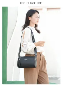 Black crossbody shoulder bag for women, large capacity daily commuting pillow handbag.