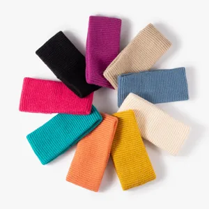 Set di fascia in maglia colorata, morbida fascia invernale calda per yoga e sport.