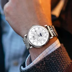 Men's quartz watch with steel strap, stylish casual wristwatch with calendar and white dial.