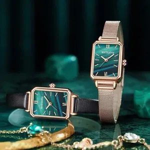 Women Quartz Watch Small Green Dial Fashion Simple Wristwatch Alloy Case Leather Strap Casual Elegant Ladies Watch
