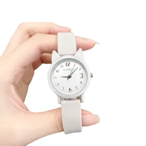 Carino orologio al quarzo gelatina color caramella con design orecchie di gatto donna.