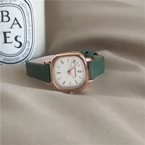 Orologio al Quarzo Rettangolare Vintage da Donna Quadrante Quadrato Casual Cinturino in Pelle Impermeabile Orologio Regalo