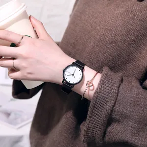 Minimalist Quartz Watch Couple Student Alloy PVC Strap Wristwatch Casual Fashion Round Analog Wrist Watch