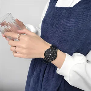 Montre quartz noire minimaliste pour etudiants, style coreen decontracte et tendance