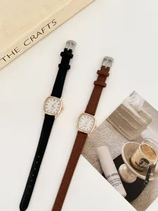 Μινιμαλιστικό vintage τετράγωνο γυναικείο ρολόι quartz με λεπτό δερμάτινο λουράκι κομψό