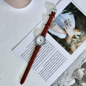 Women vintage retro quartz watch thin leather strap minimalist small round dial chic casual