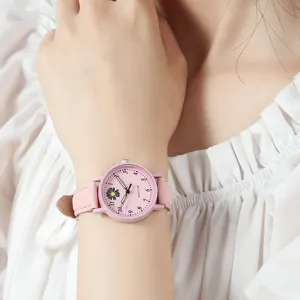 Rosa Gänseblümchen Quarzuhr für Damen mit rosafarbenem Lederarmband, süße Studentenuhr.