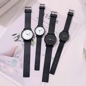 Minimalist black quartz watch set for students and couples, stylish casual daily wear accessory.