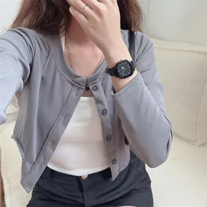 Classic black square women watch with elegant strap, retro quartz wrist watch for daily wear.