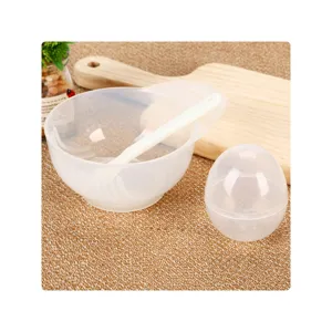 Baby Nahrungsmuhle Schruessel Set mit Stempel und praktischem Eibehaelter neu.