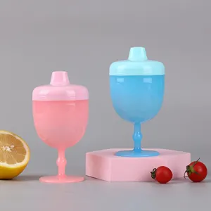 Simpatico bicchiere da addestramento per neonati design a calice in plastica antiurto per bambini