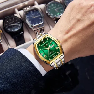 Orologio business di lusso da uomo Tonneau con quadrante verde e cinturino in metallo.