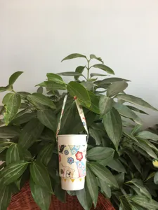 Japanse Shiba Inu stoffen kopjeshoes detail, schattig kat bloemenpatroon drank draagtasje.