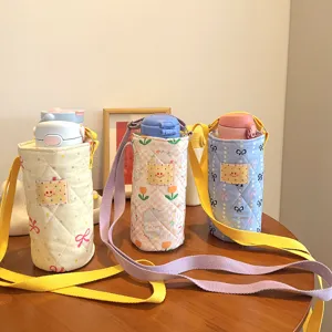 Tragbare gesteppte Trinkflasche Tasche mit Riemen, süßer Cartoon Print für Kinder und Reisen.