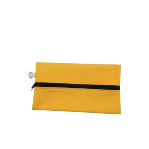 Gelbes Federmäppchen aus Canvas mit schwarzem Reißverschluss minimalistische Kosmetiktasche