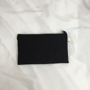 Einfache schwarze Leinwand Reißverschluss Münztasche, minimalistische DIY Handtasche.