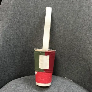 Farbblock Patchwork Segeltuch Milchtee Tassenhülle mit langem Riemen für Getränke.