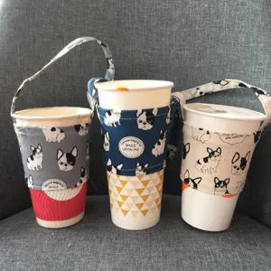 Tragbare Baumwolle Cartoon Hund Bedruckt Getränketräger Tasche Wiederverwendbare Milch Tee Tasse Ärmel Mit Griff Für Kaffee Getränke