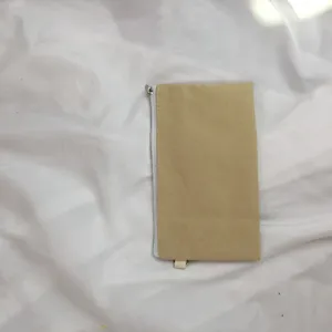 Schlichte Leinen Münztasche, minimalistisches Design, strapazierfähig, ideal für DIY und Alltag.