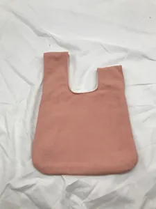 Japanischer rosa Canvas Knoten Handgelenk Tasche Detail, lässige Mini Tasche für Alltag.