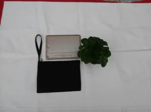 Schwarze Canvas Kosmetiktasche mit Handschlaufe minimalistischer Reißverschluss Organizer Beutel