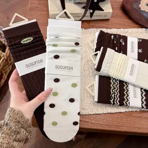 Calzini morbidi e carini con pois in stile giapponese e ricamati donna autunno inverno nuova moda ca