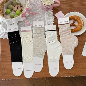 Vrouwen Zomer Dun Koreaans Leuk Stippen Stijgbeugel Beenwarmers Mode Geribbelde Gekreukelde Socken Casual Dagelijks Accessoire