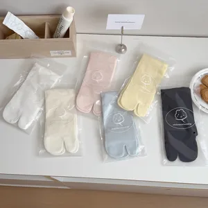 Femmes été mince chaussettes d'orteil couleur unie style japonais tabi chaussettes confort