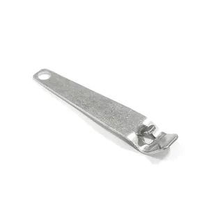 Draagbare metalen flesopener voor ampullen, serum en bierdopjes. Compact ontwerp.