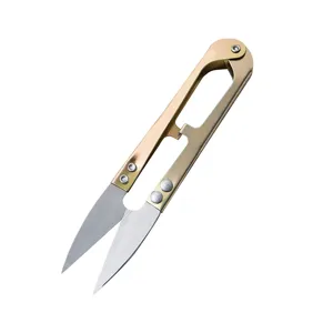 Tagliafilo a U in acciaio inossidabile, forbici a V per punto croce e strumenti da cucito.