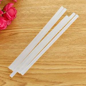Batons de colle chaude transparents 7mm batons adhesifs pour vos travaux manuels DIY.