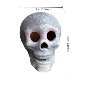 Διακόσμηση κρανίου από κεραμικό Halloween, τρομακτικό διακοσμητικό φωτιάς και κήπου.